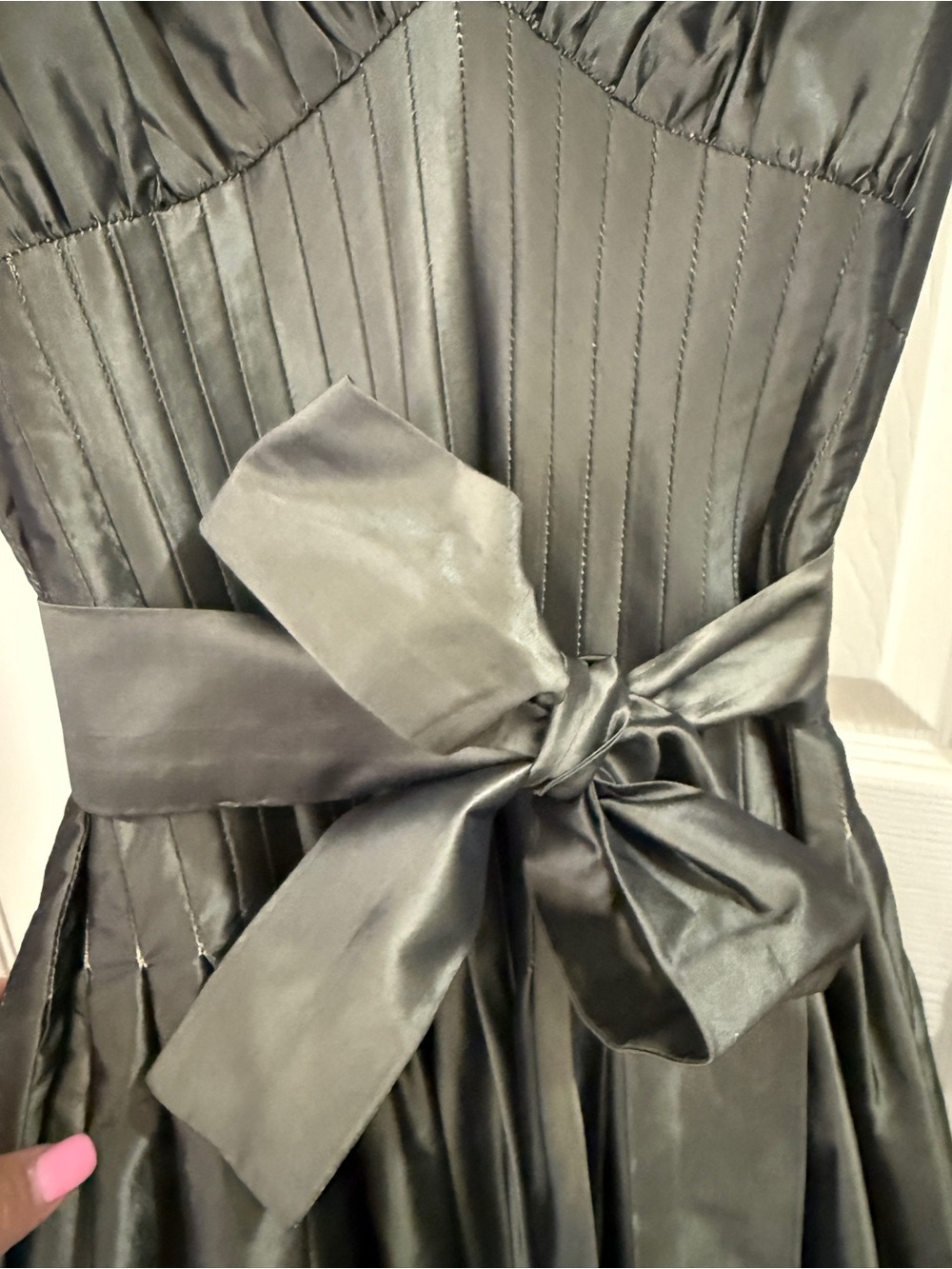 Teri Jon Olive Green Taffeta Fit‑and‑Flare Midi Dress with Pleated Waist & Bow - Picture 8 of 15